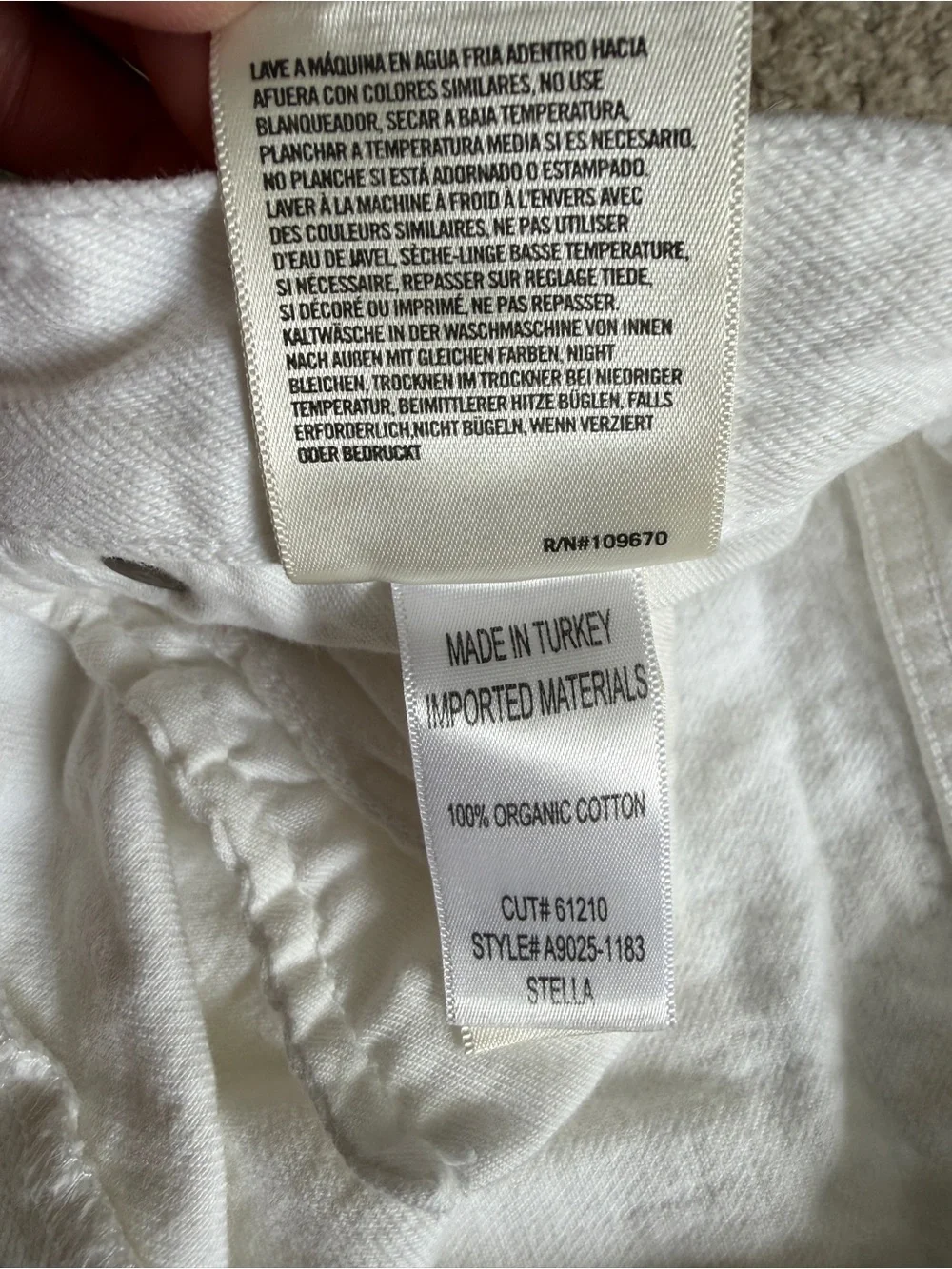 AGOLDE Stella White High-Waist Frayed Hem Women’s Hidden Button Fly Shorts- 23 - Picture 5 of 14